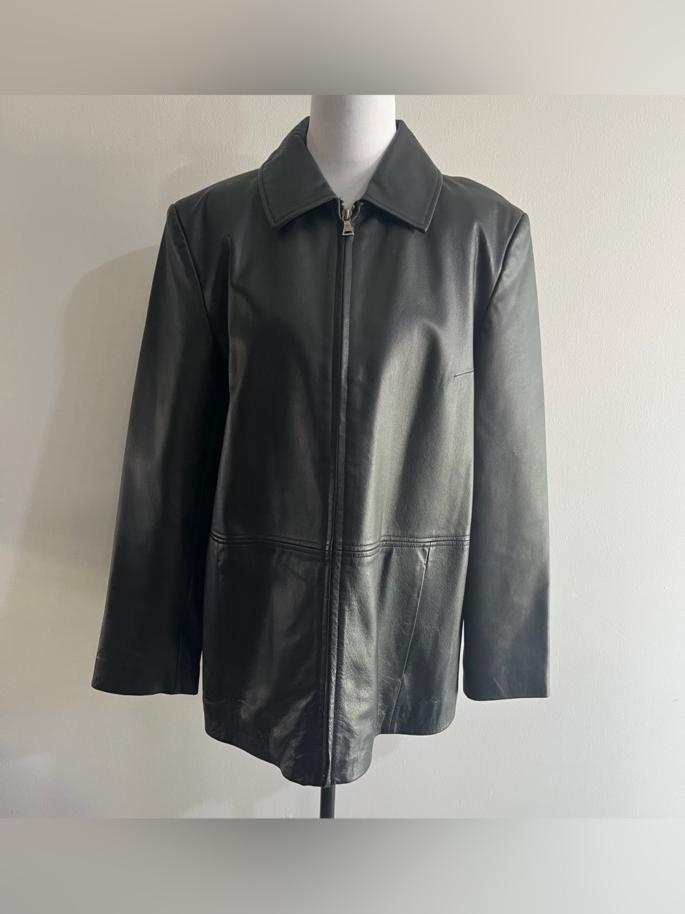 B by Bernardo Black Leather Lined Shiny Sleek Tailored Womens Jacket Coat Blazer